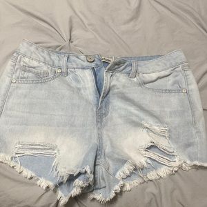Cute jean washed shorts